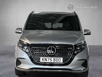 Used Mercedes-Benz V-Class 2025 for sale - 77859643: Photo