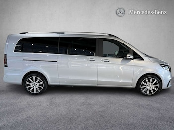 Used Mercedes-Benz V-Class 2025 for sale - 77859643: Photo