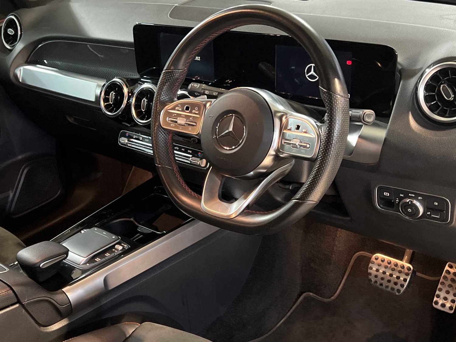 Used Mercedes-Benz GLB 2022 for sale - 77032188: Photo 14