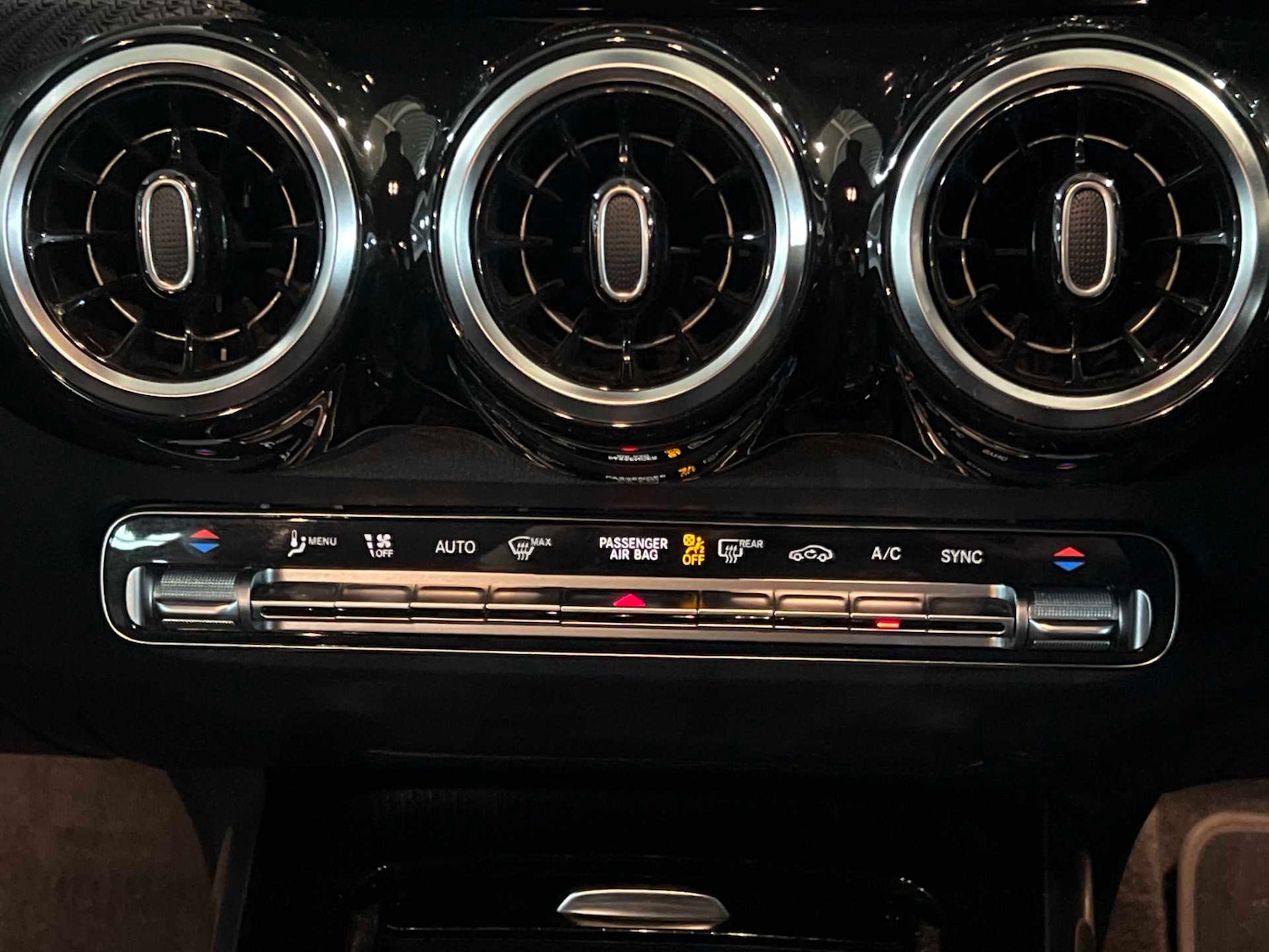 Used Mercedes-Benz GLB 2022 for sale - 77032188: Photo 21