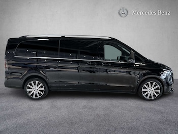 Used Mercedes-Benz V-Class 2025 for sale - 79556079: Photo