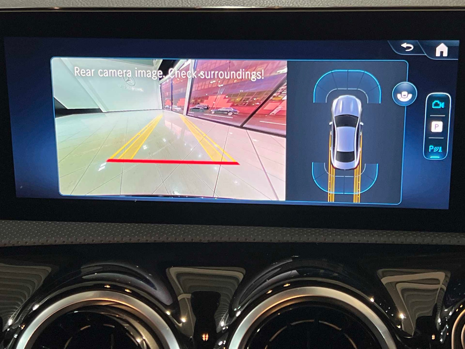 Used Mercedes-Benz CLA 2025 for sale - 77194368: Photo 4