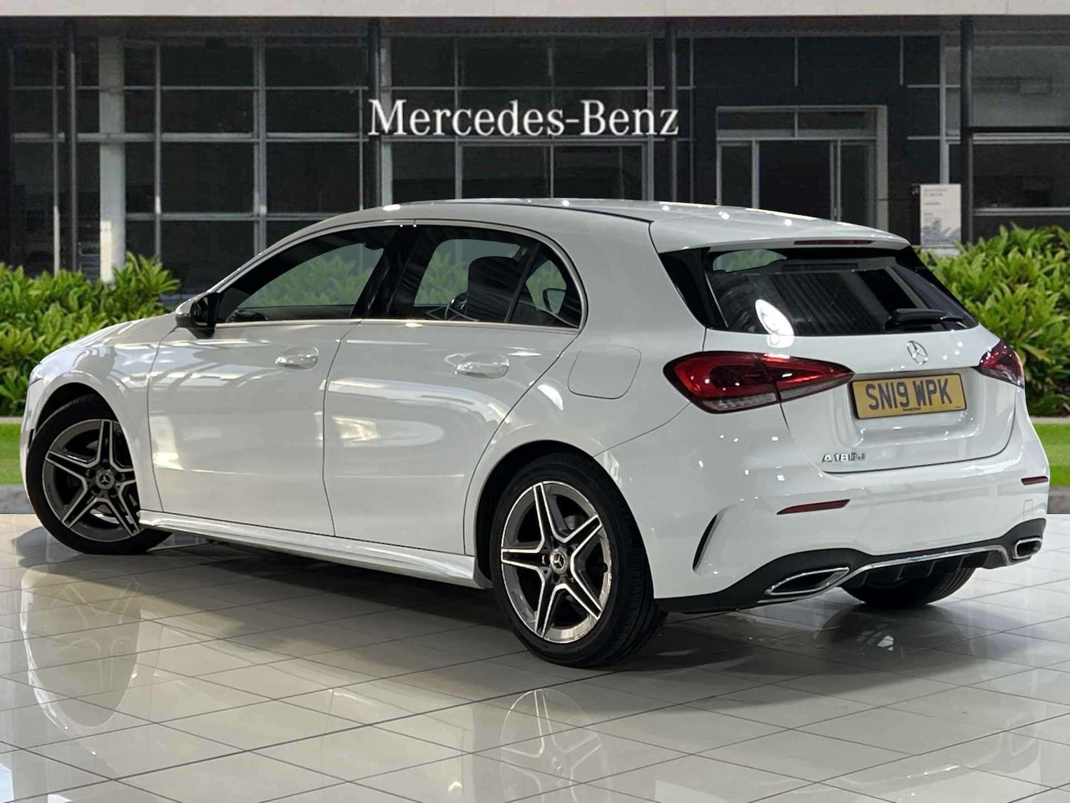 Used Mercedes-Benz A-Class 2019 for sale - 76540802: Photo 2