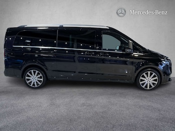 Used Mercedes-Benz V-Class 2025 for sale - 77740962: Photo