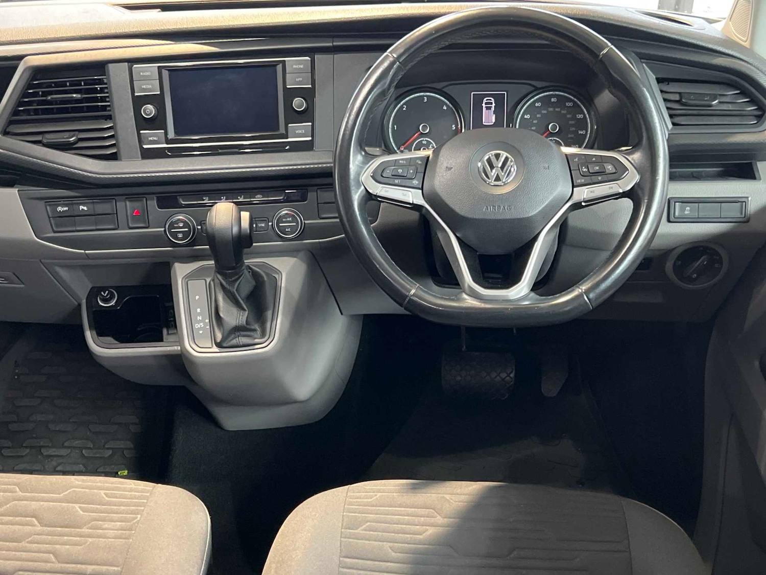 Used Volkswagen Transporter Shuttle for sale - 77239935: Photo 17