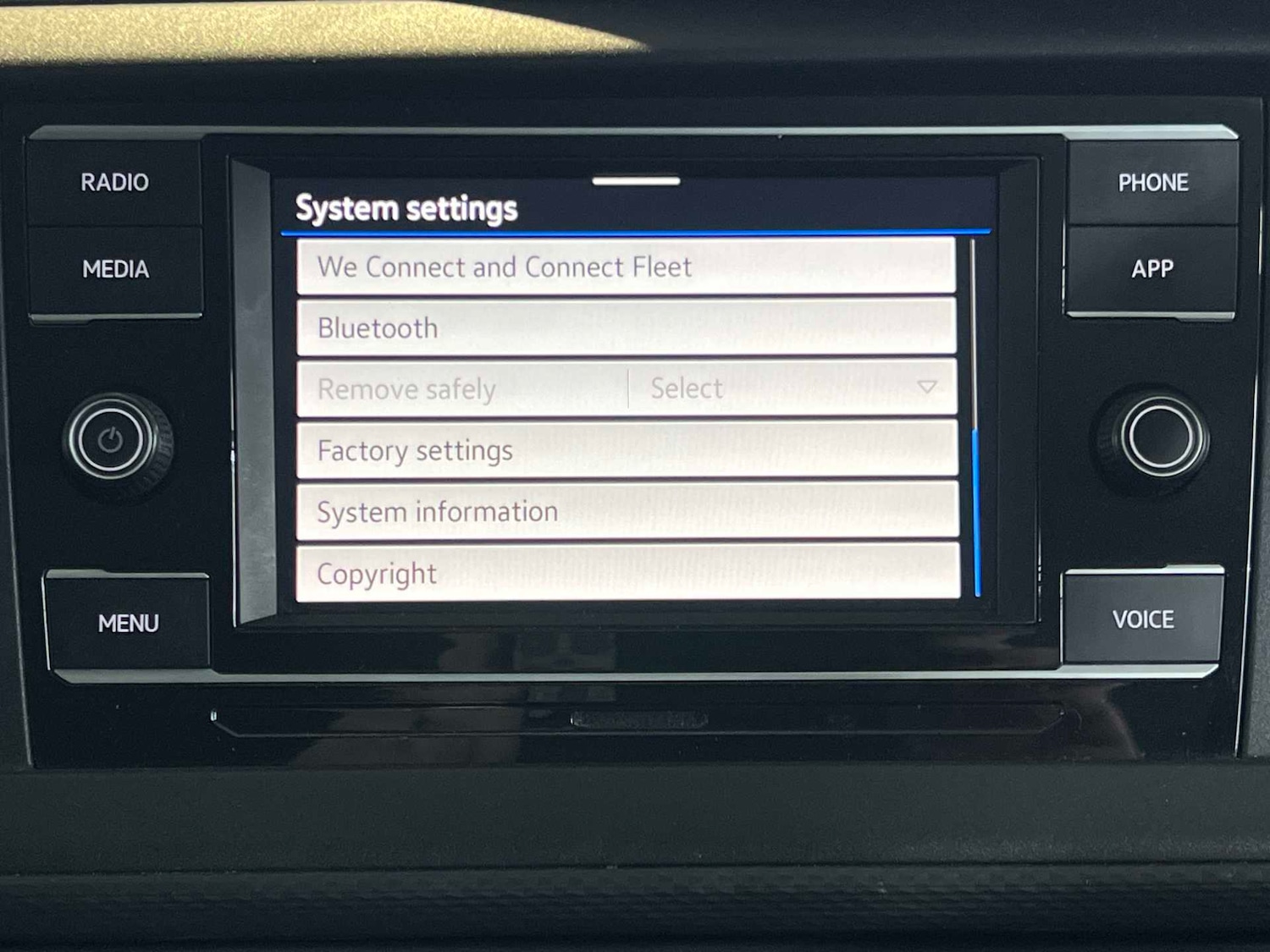 Used Volkswagen Transporter Shuttle for sale - 77239935: Photo 29