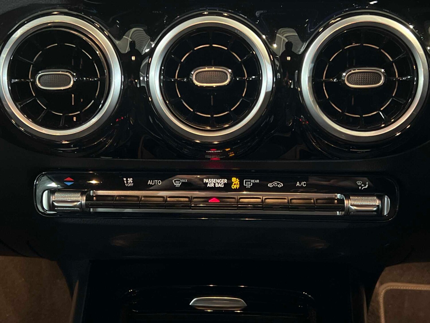 Used Mercedes-Benz GLA 2024 for sale - 77649051: Photo 22