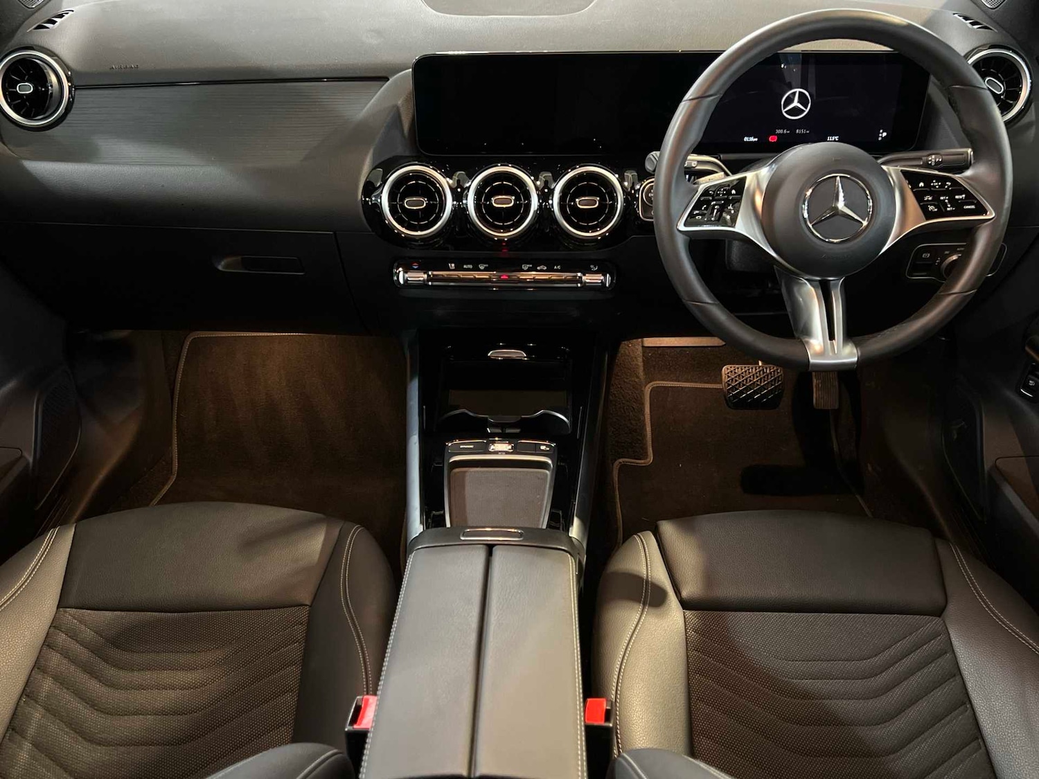 Used Mercedes-Benz GLA 2024 for sale - 77649051: Photo 3