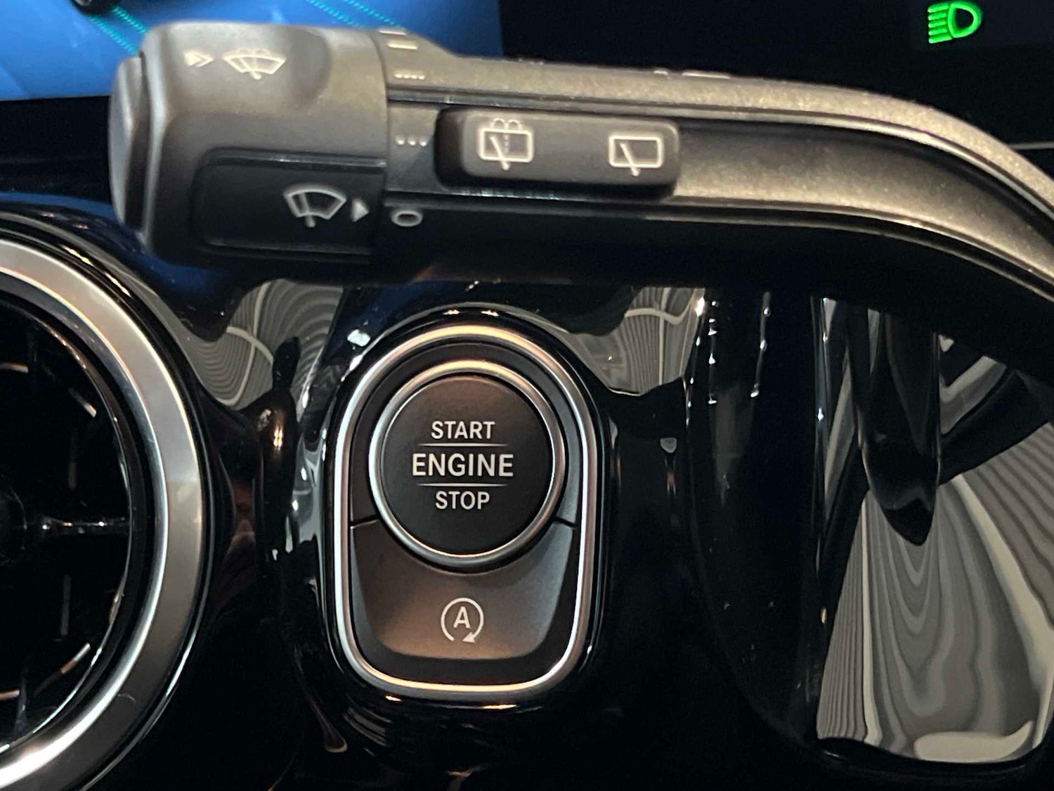 Used Mercedes-Benz GLA 2024 for sale - 77649051: Photo 33