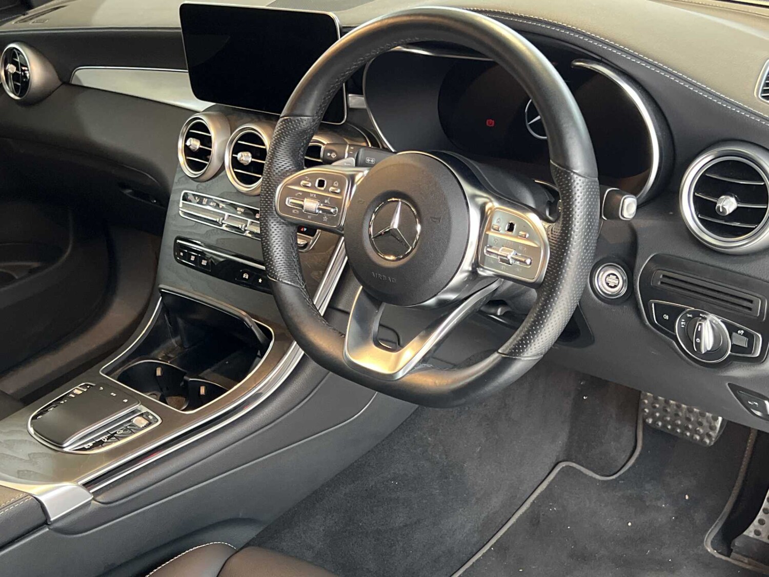 Used Mercedes-Benz GLC 2022 for sale - 75903315: Photo 15