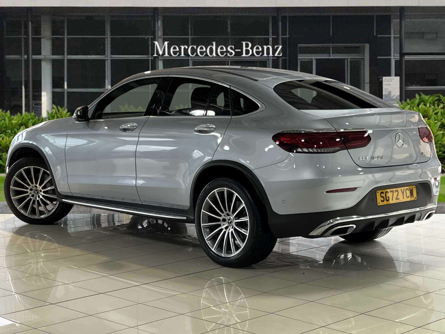 Used Mercedes-Benz GLC 2022 for sale - 75903315: Photo 2
