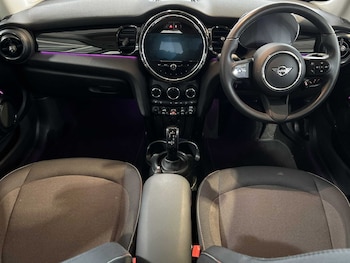 Used MINI Hatch 2023 for sale - 76034613: Photo