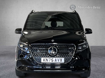 Used Mercedes-Benz V-Class 2025 for sale - 78385880: Photo