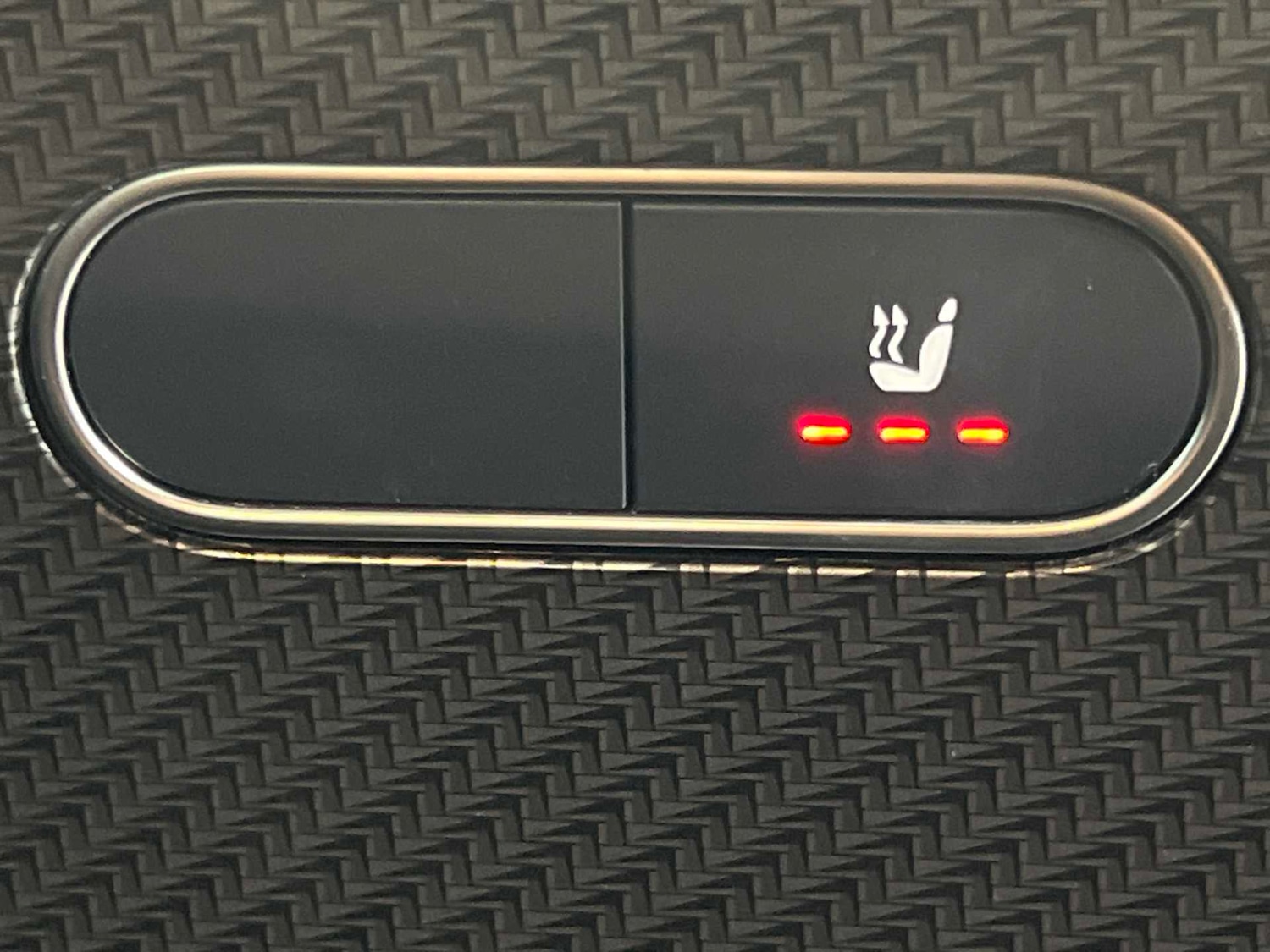 Used Mercedes-Benz GLA 2022 for sale - 76705039: Photo 24