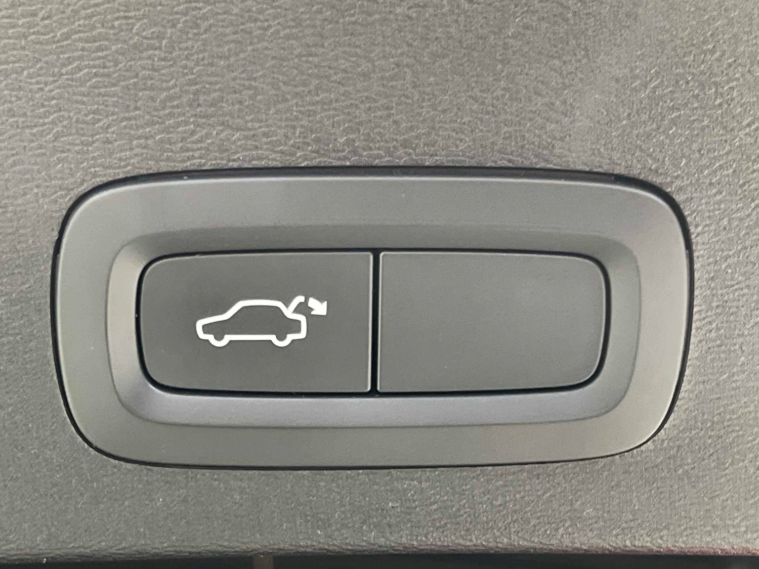 Used Volvo XC40 2022 for sale - 78149074: Photo 13