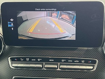 Used Mercedes-Benz V-Class 2023 for sale - 75555409: Photo
