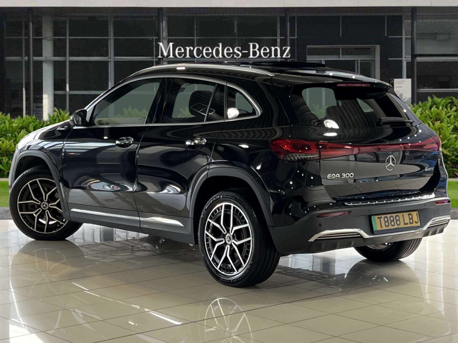 Used Mercedes-Benz EQA 2022 for sale - 76362581: Photo 2