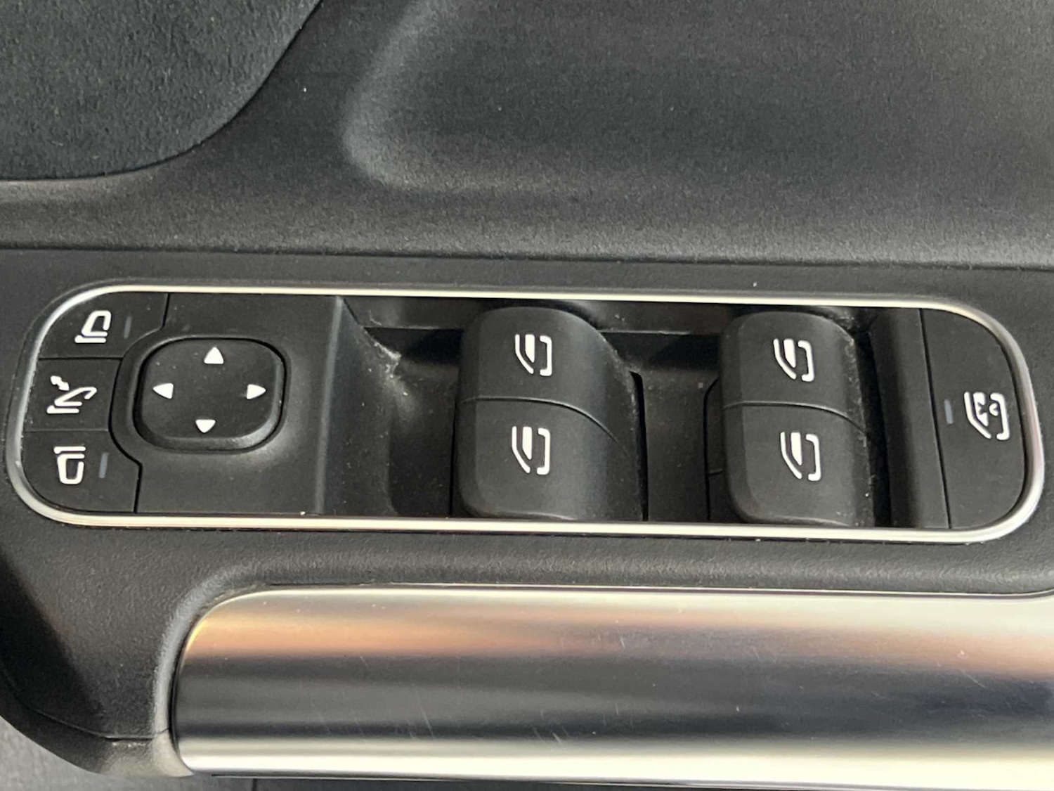 Used Mercedes-Benz EQA 2022 for sale - 76362581: Photo 34