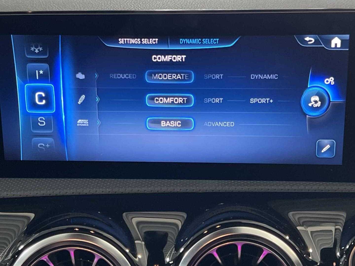 Used Mercedes-Benz A-Class 2023 for sale - 77232966: Photo 31