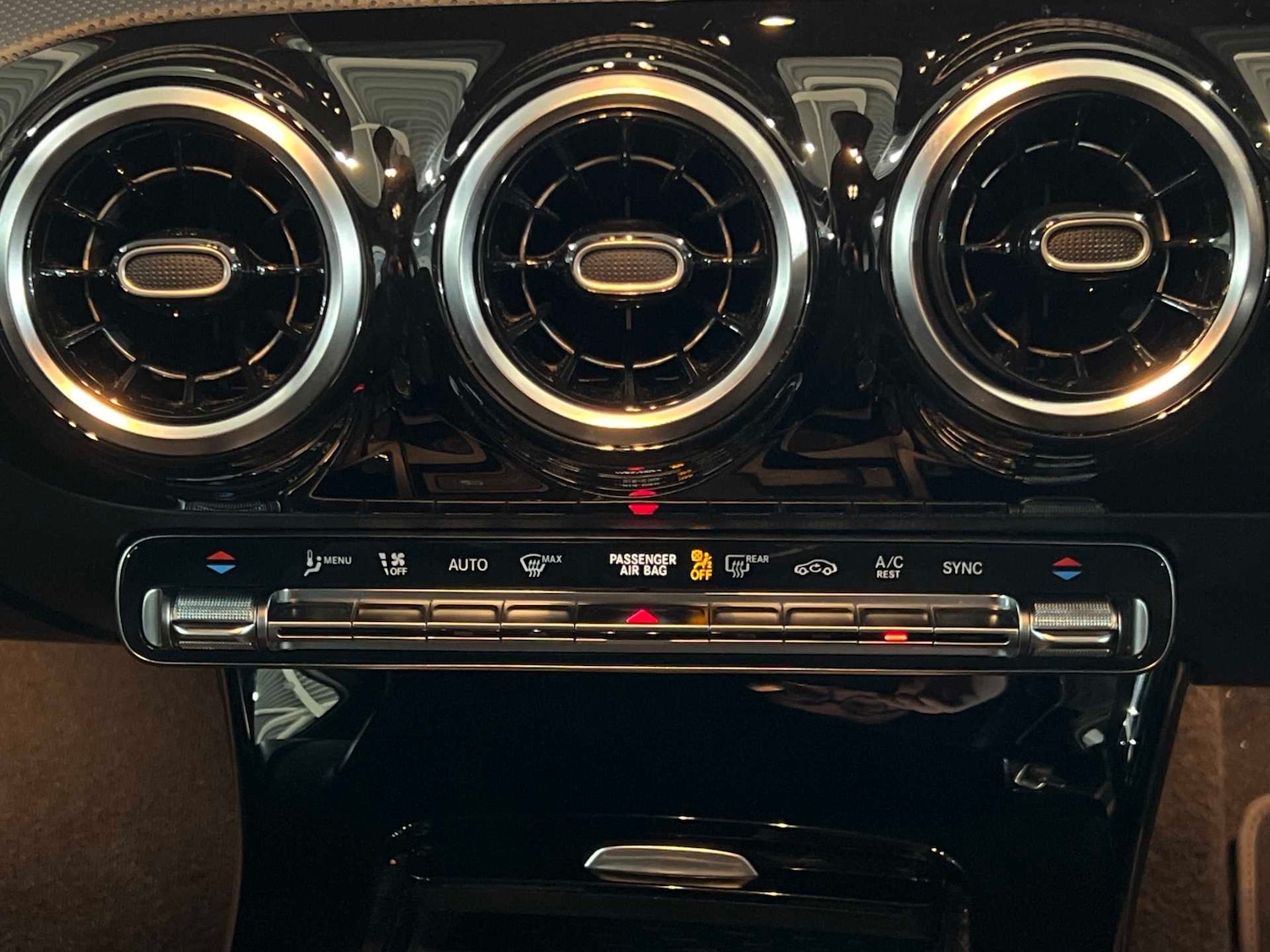 Used Mercedes-Benz A-Class 2021 for sale - 76928928: Photo 20