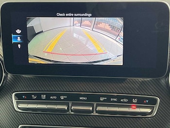 Used Mercedes-Benz V-Class 2023 for sale - 75217329: Photo