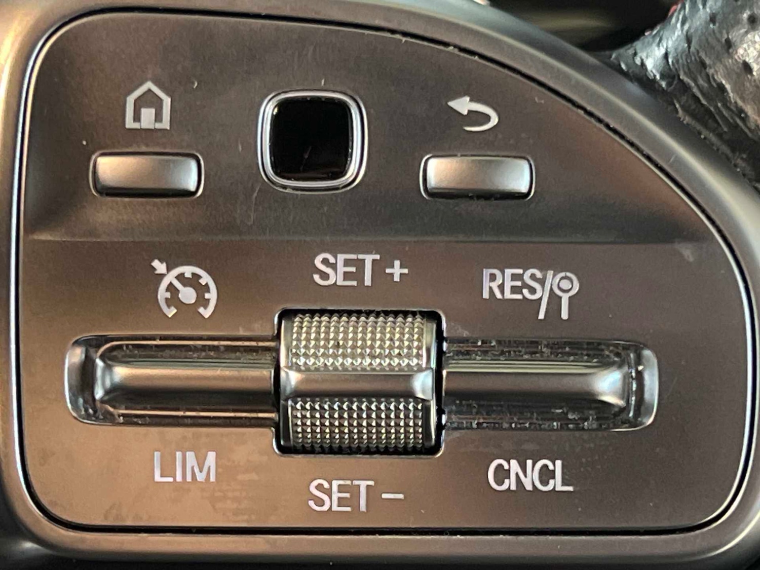 Used Mercedes-Benz GLA 2021 for sale - 77068551: Photo 32