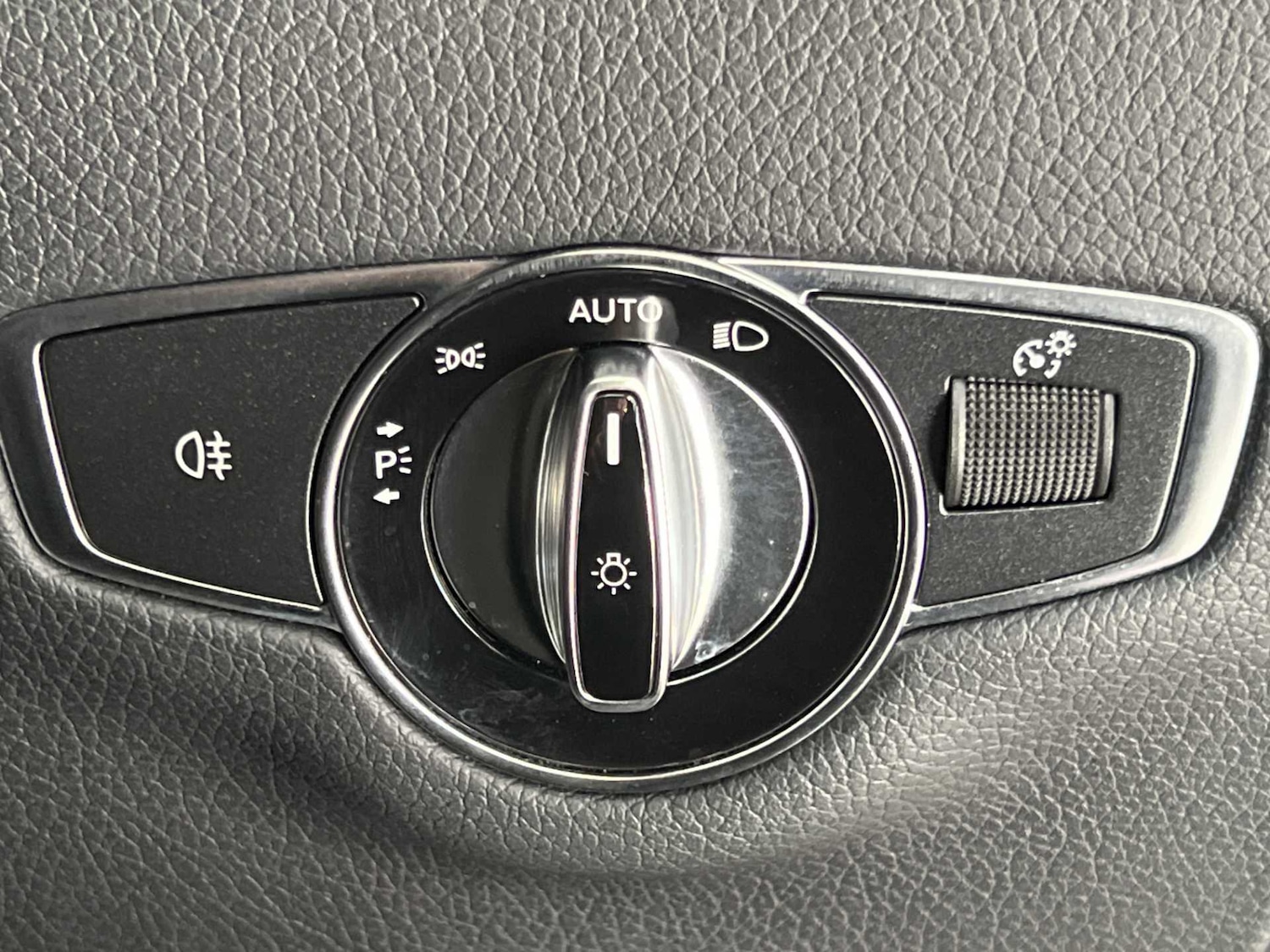 Vehicle 33