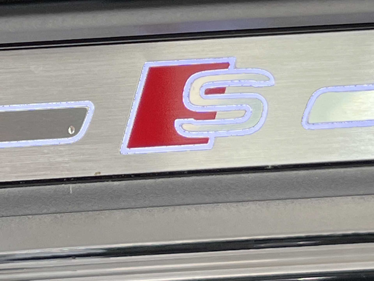 Vehicle 33