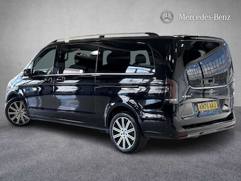 Used Mercedes-Benz V-Class 2025 for sale - 78591548: Photo
