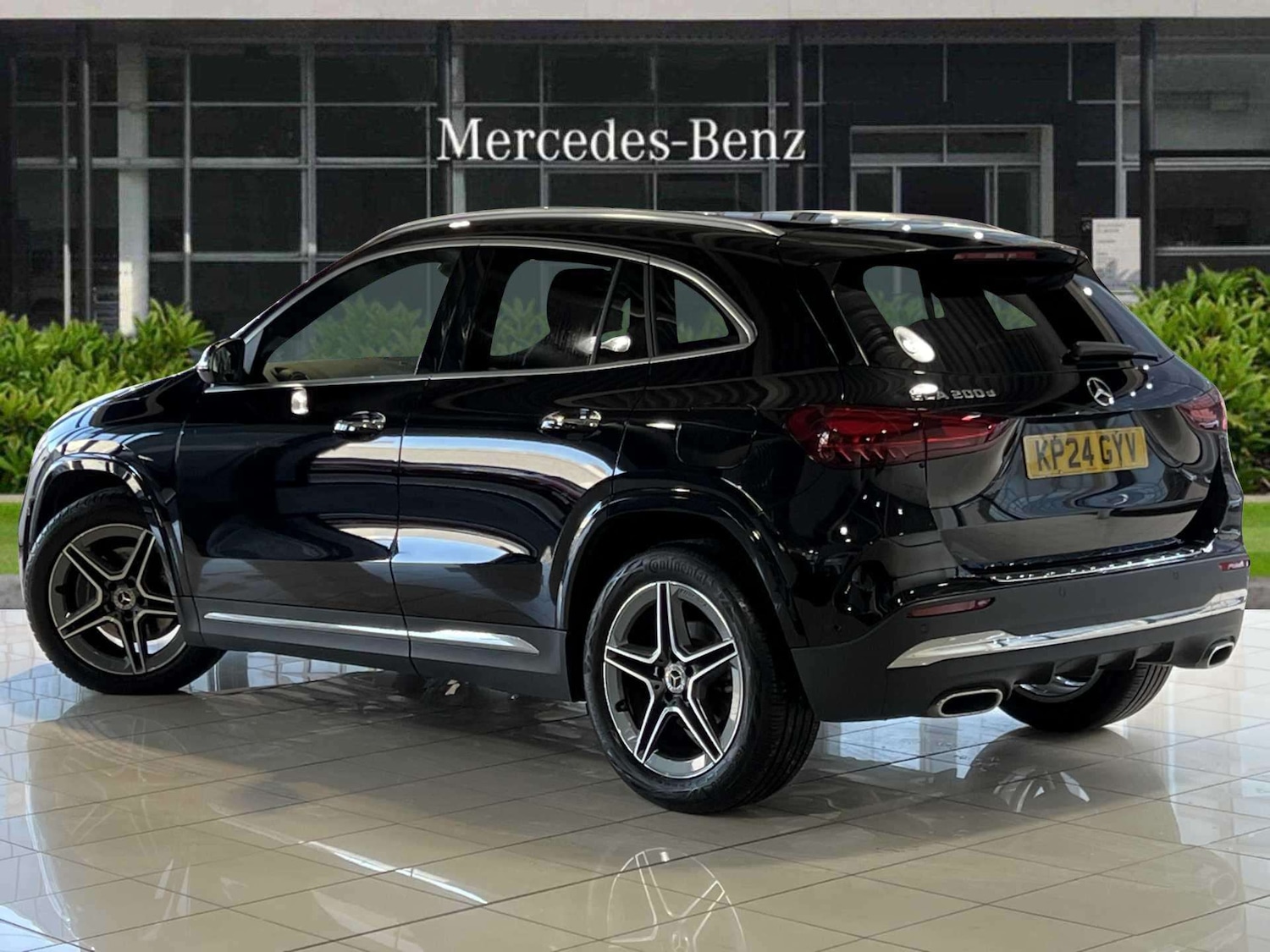 Used Mercedes-Benz GLA 2024 for sale - 76692108: Photo 2