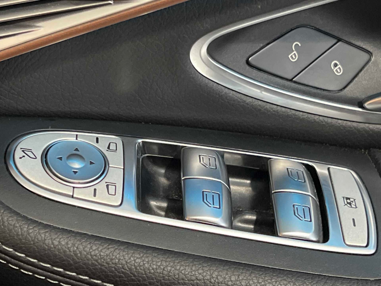 Used Mercedes-Benz EQC 2022 for sale - 76661904: Photo 34