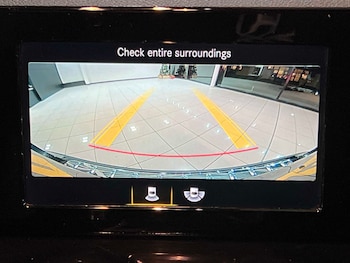 Used Mercedes-Benz GLA 2021 for sale - 76761147: Photo