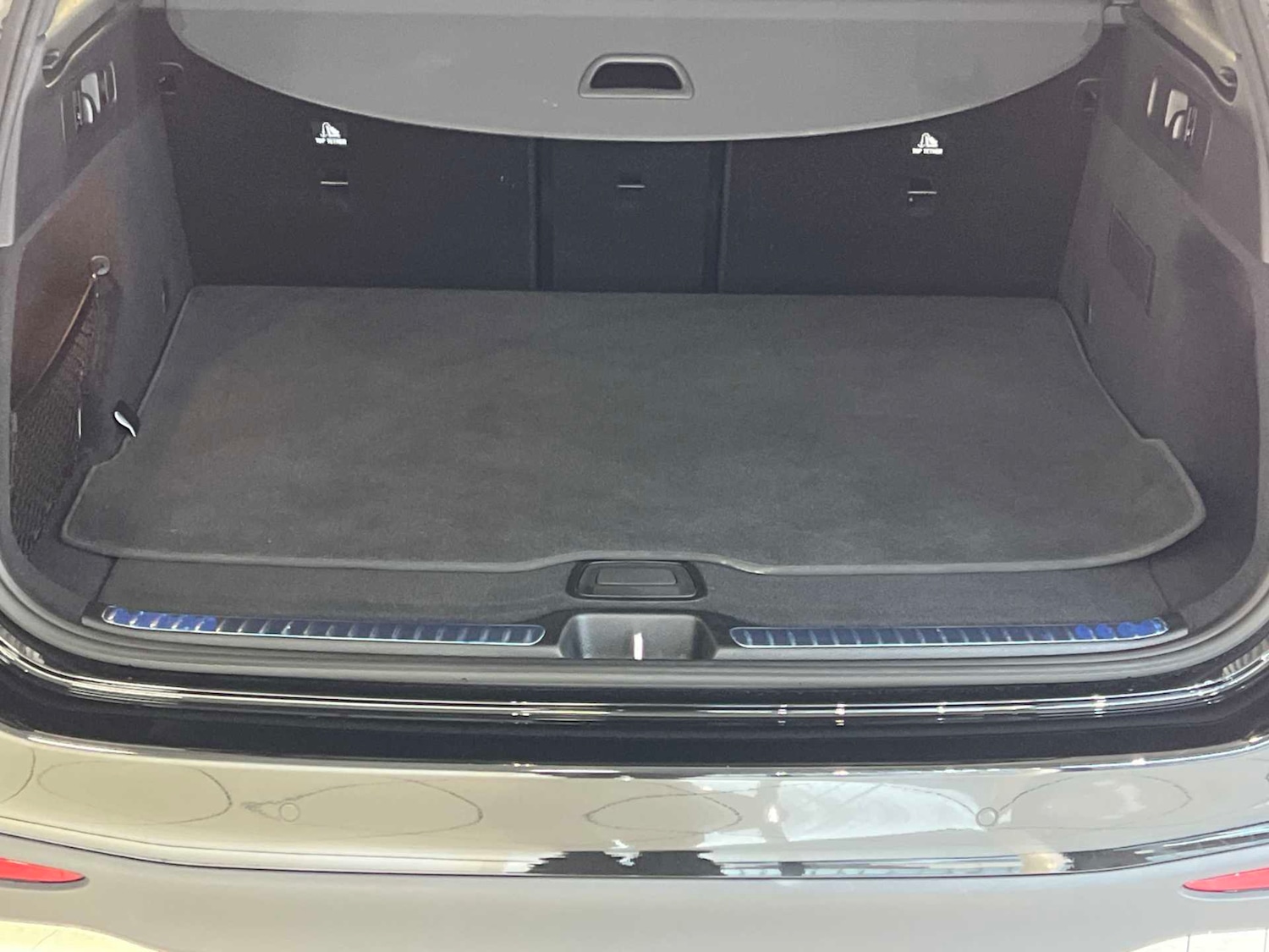 Used Mercedes-Benz GLC 2024 for sale - 76648927: Photo 12