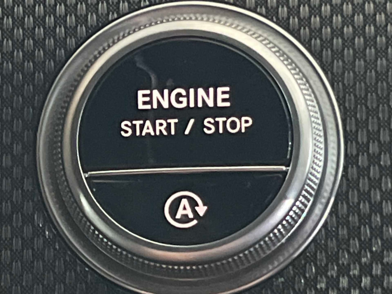 Used Mercedes-Benz GLC 2024 for sale - 76648927: Photo 30