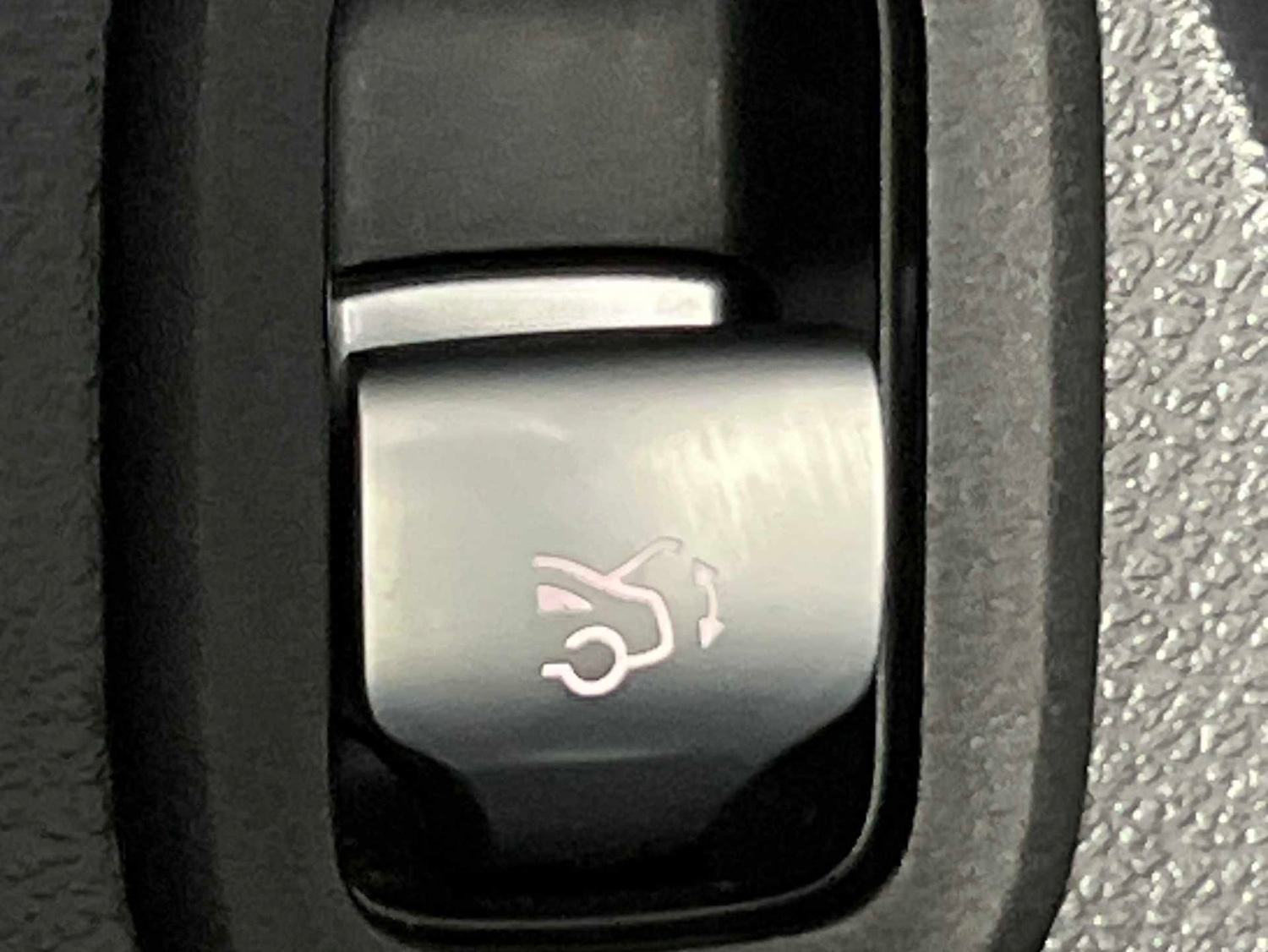 Used Mercedes-Benz GLC 2024 for sale - 76648927: Photo 35