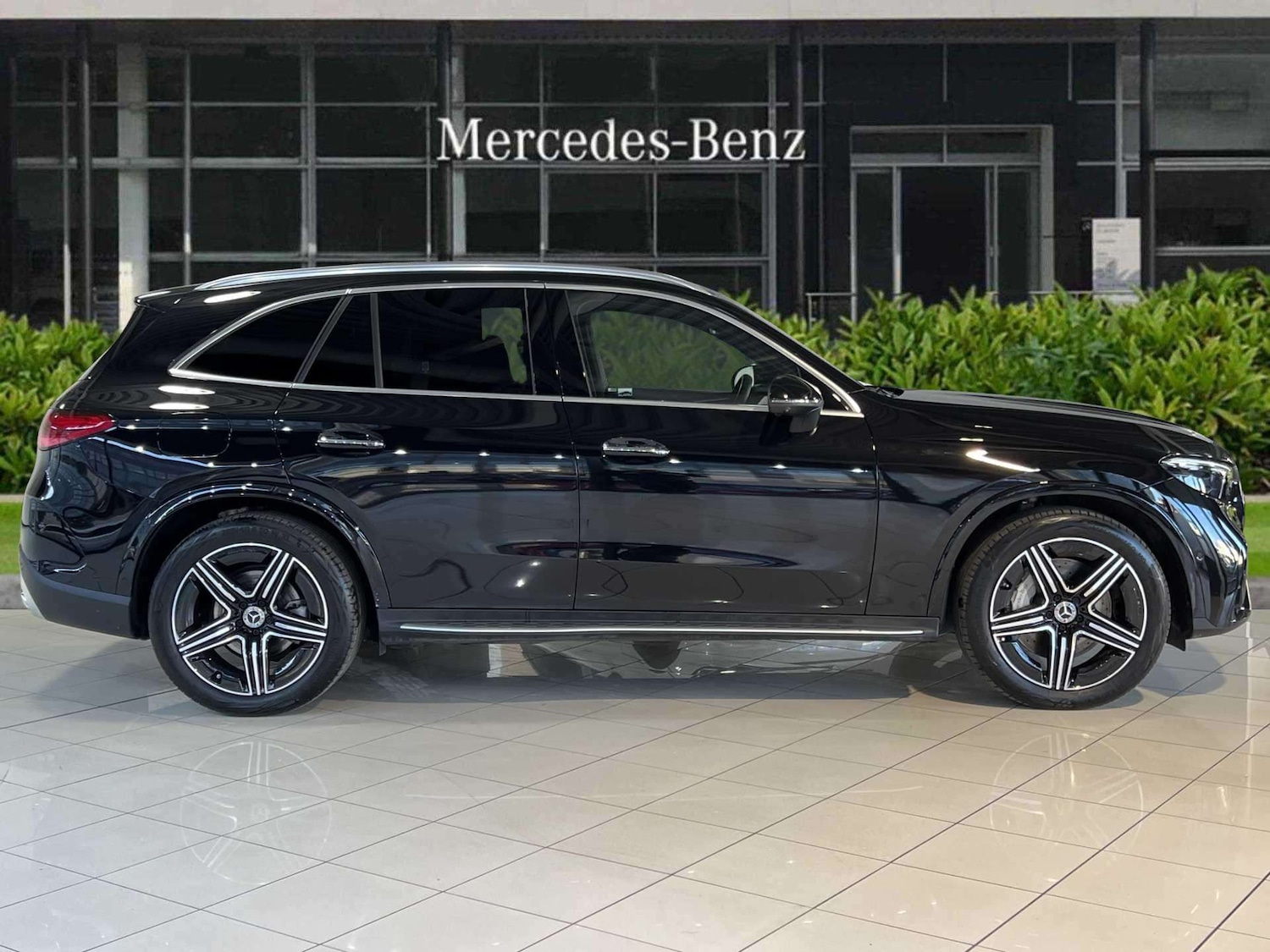 Used Mercedes-Benz GLC 2024 for sale - 76648927: Photo 5