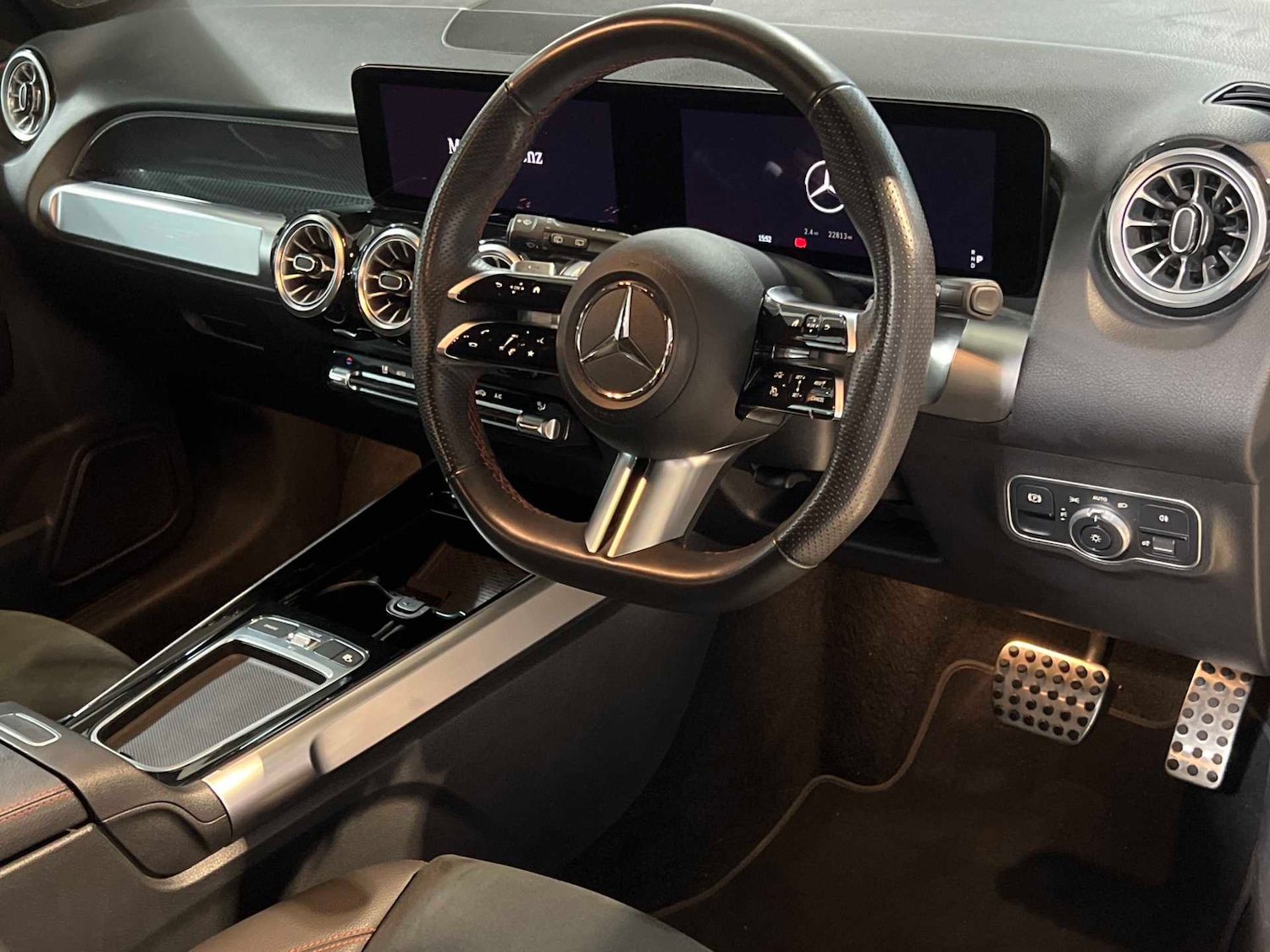 Used Mercedes-Benz GLB 2024 for sale - 76501763: Photo 15