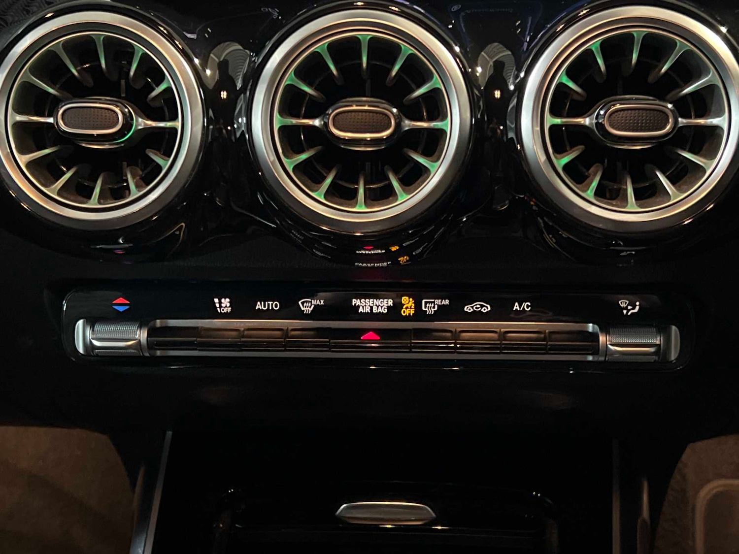 Used Mercedes-Benz GLB 2024 for sale - 76501763: Photo 22