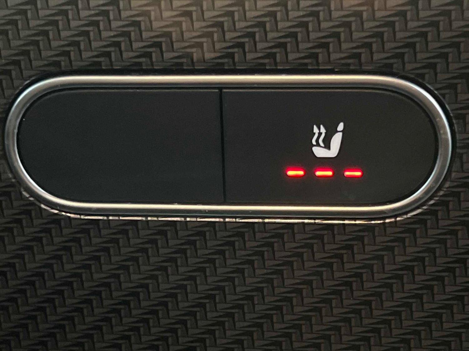 Used Mercedes-Benz GLB 2024 for sale - 76501763: Photo 25