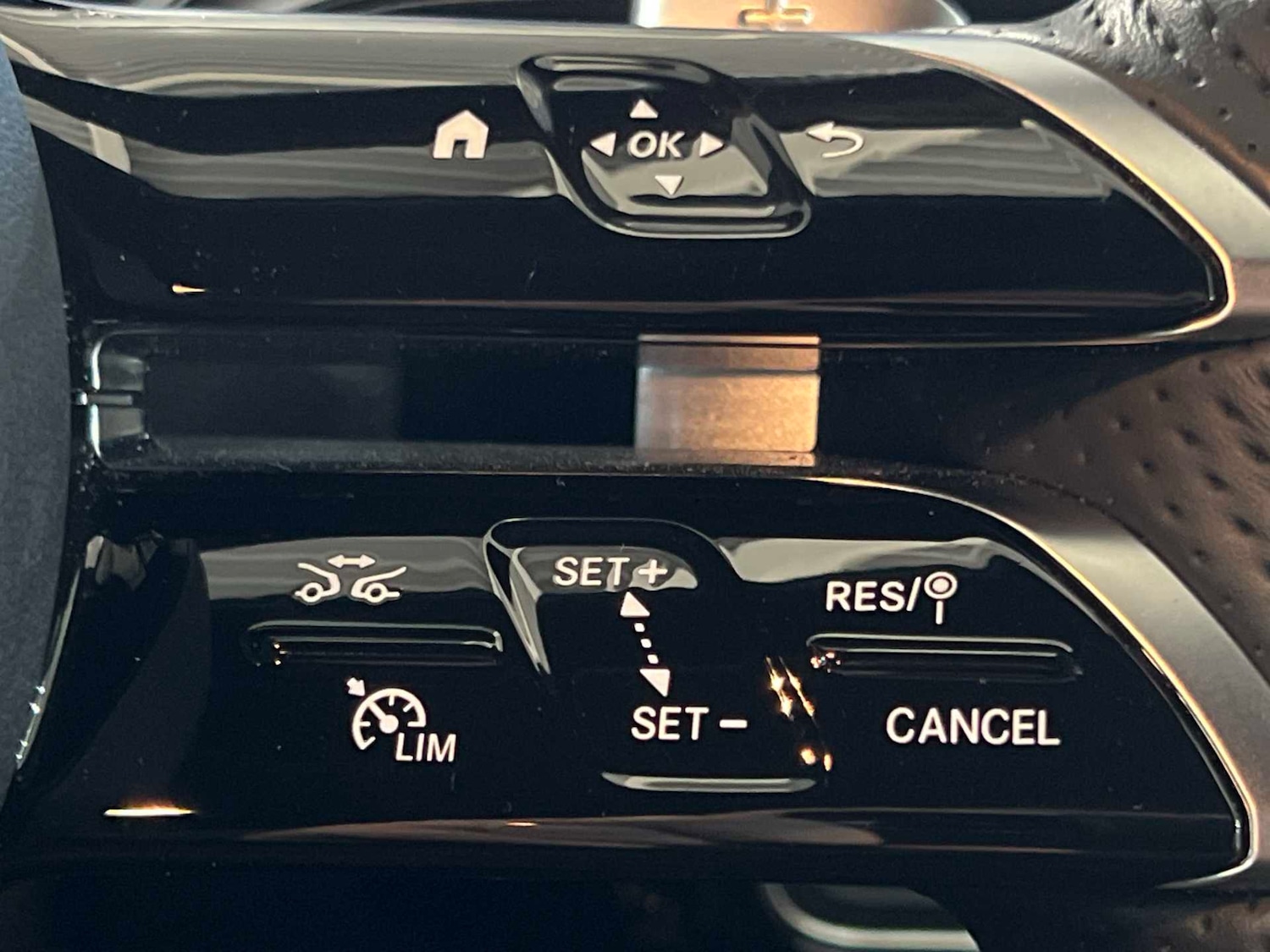 Used Mercedes-Benz A-Class 2024 for sale - 77472531: Photo 32