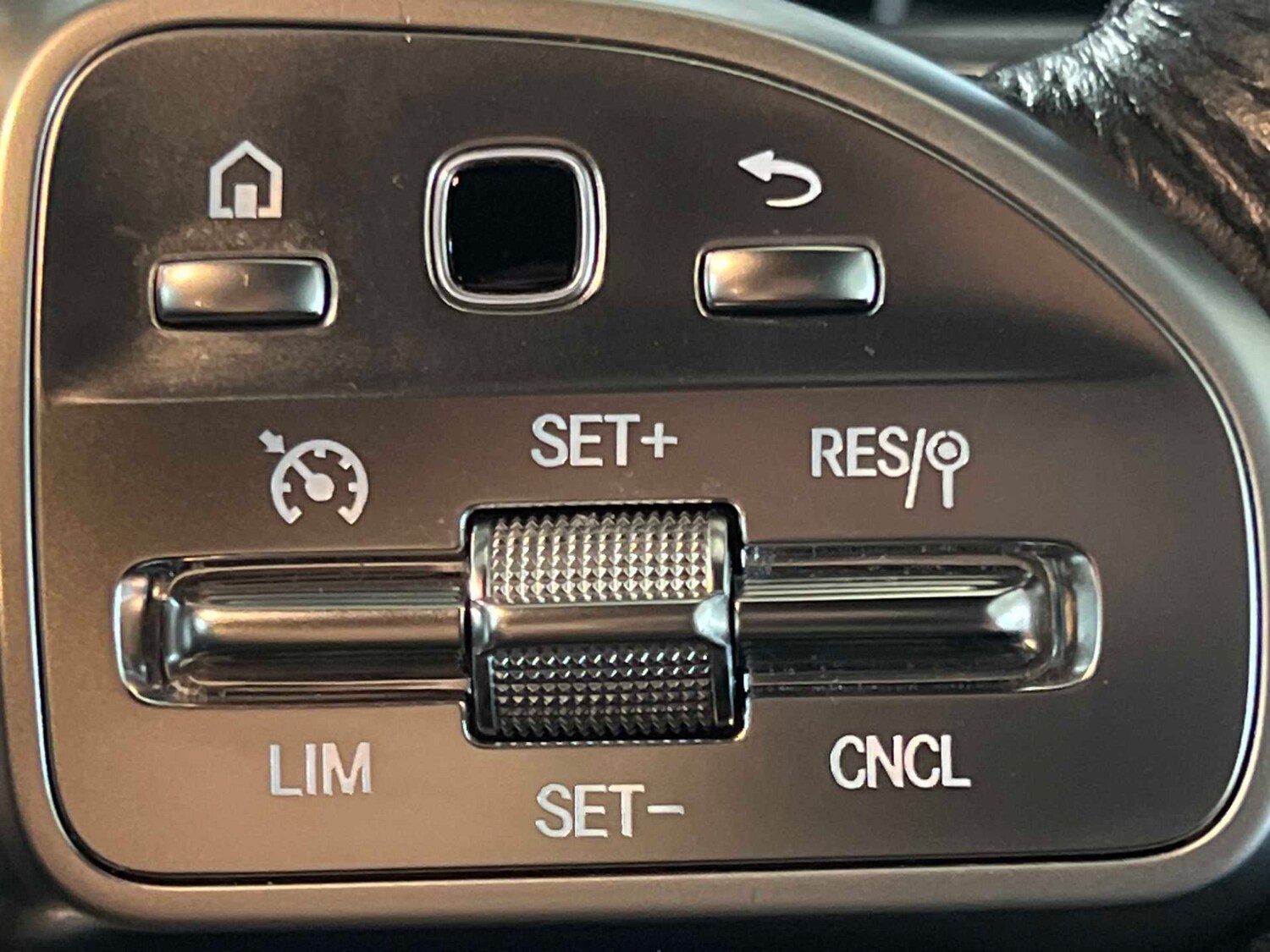 Used Mercedes-Benz GLE 2023 for sale - 77972762: Photo 33