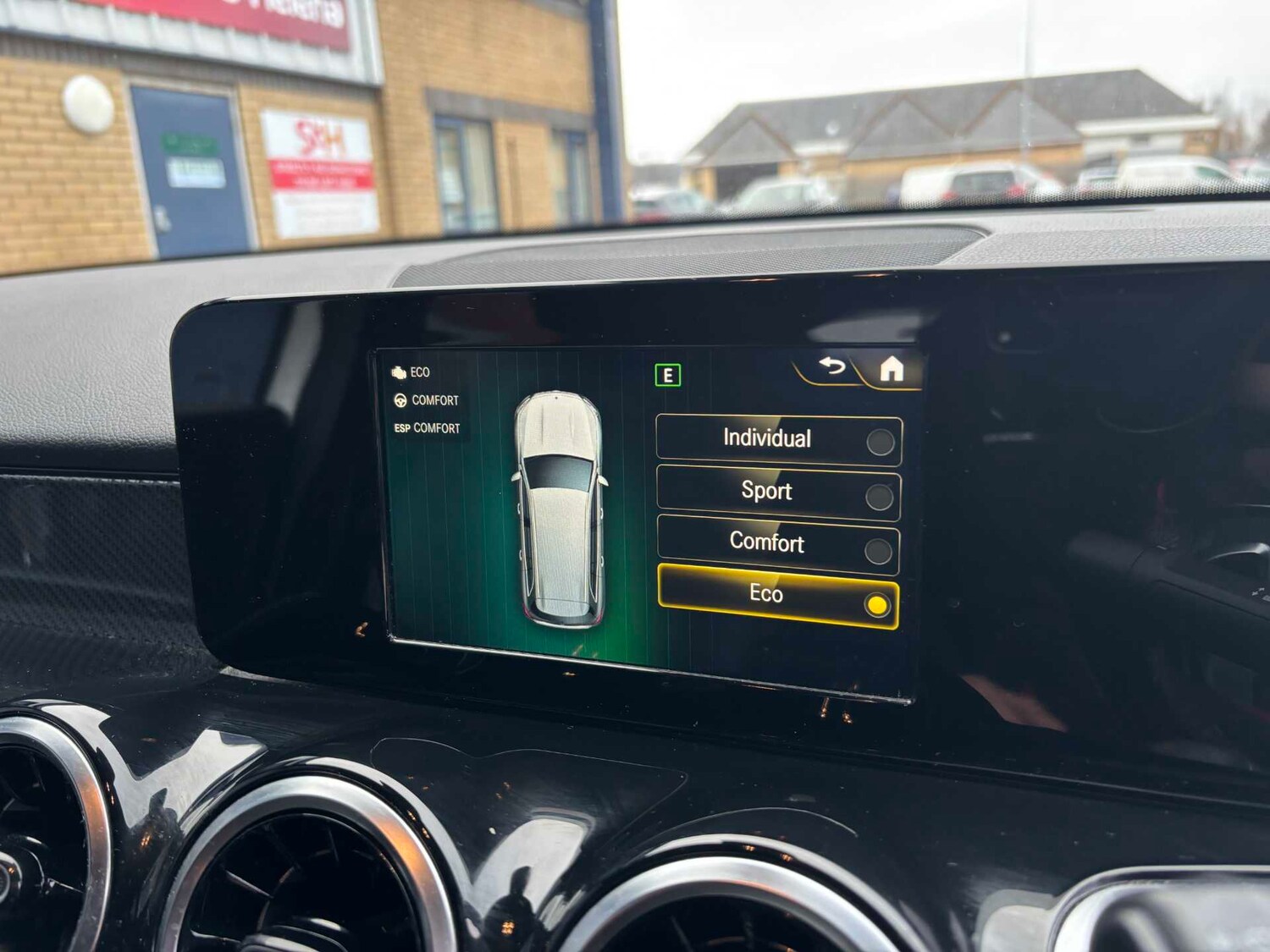 Used Mercedes-Benz GLB 2021 for sale - 77674688: Photo 35