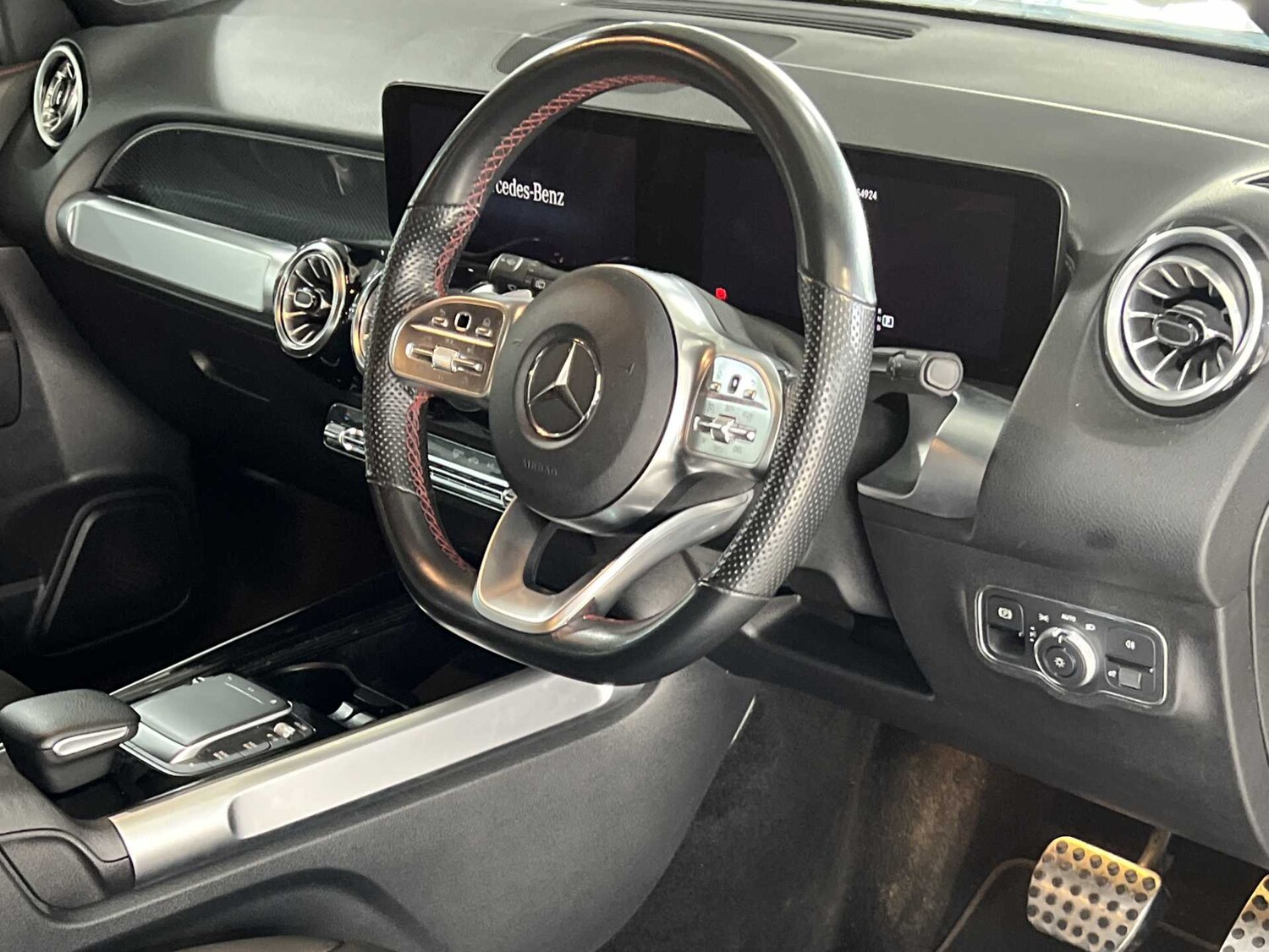 Used Mercedes-Benz GLB 2023 for sale - 77996209: Photo 13