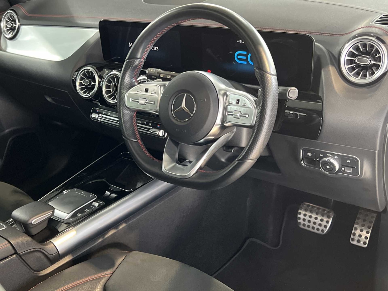 Used Mercedes-Benz EQA 2022 for sale - 76362660: Photo 15