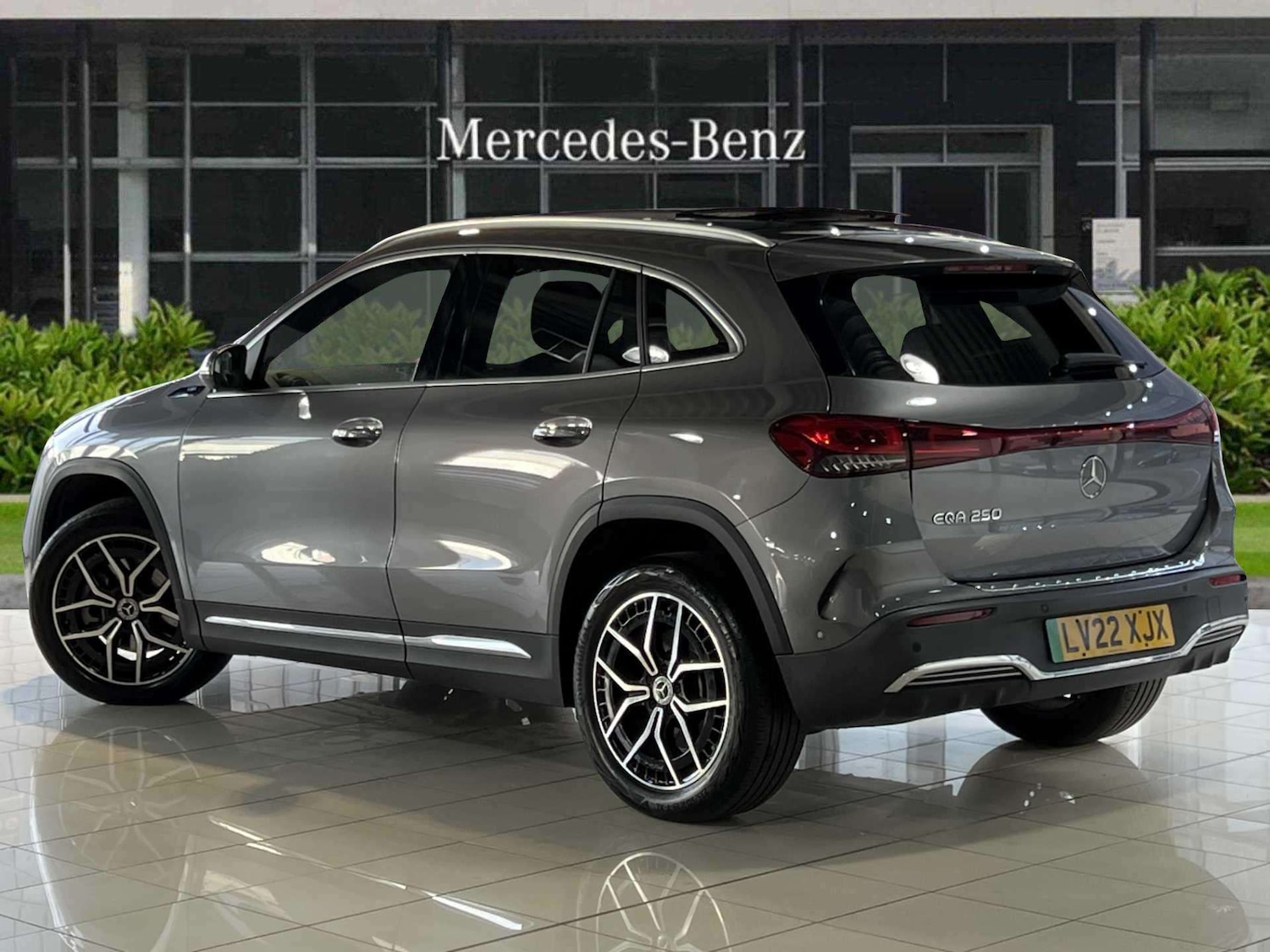 Used Mercedes-Benz EQA 2022 for sale - 76362660: Photo 2