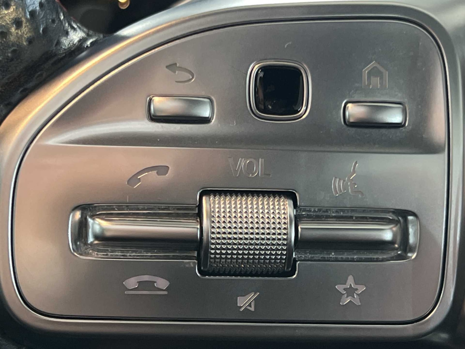 Used Mercedes-Benz EQA 2022 for sale - 76362660: Photo 31