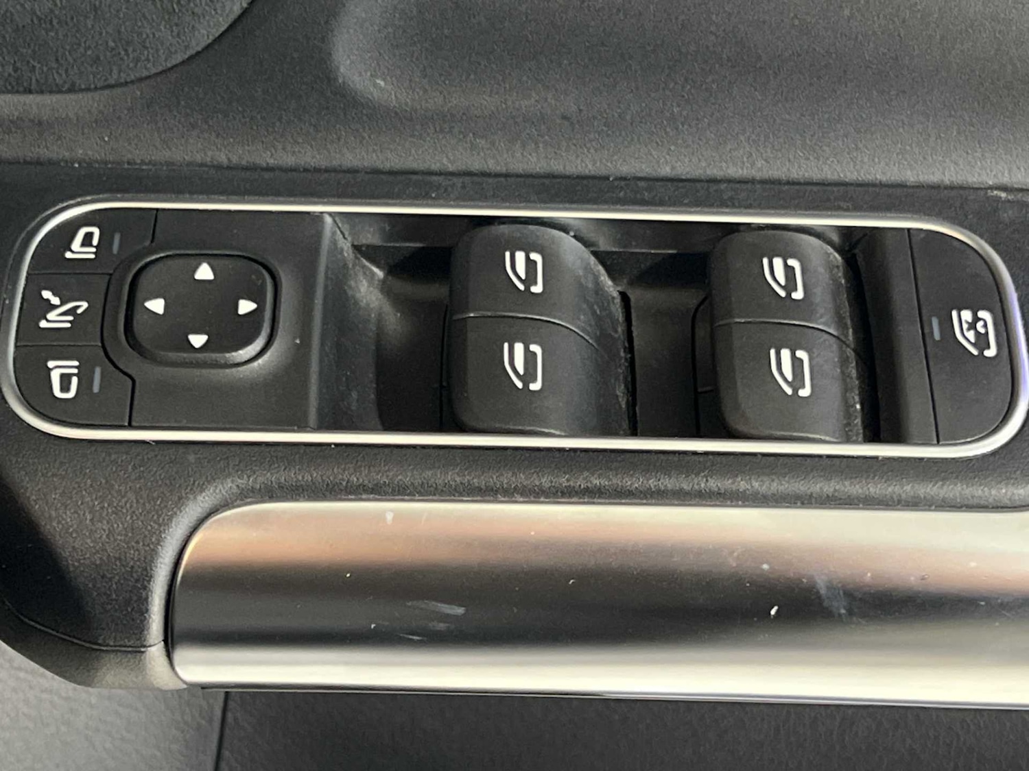 Used Mercedes-Benz EQA 2022 for sale - 76362660: Photo 34