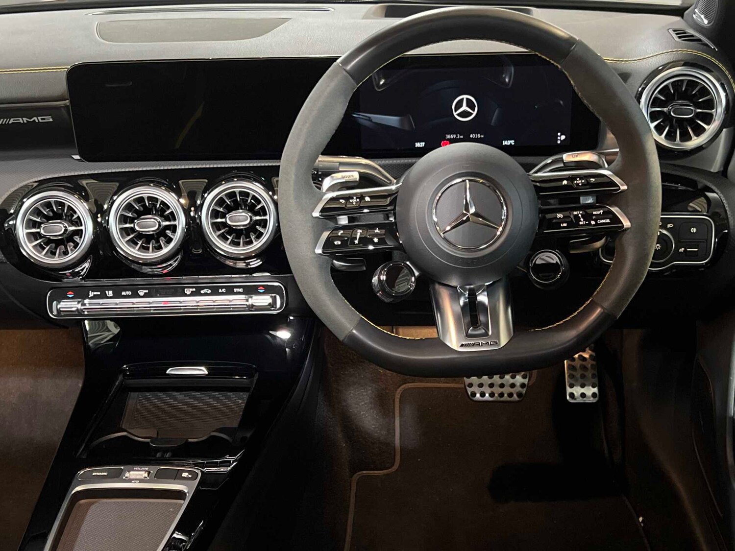 Used Mercedes-Benz CLA for sale - 77361301: Photo 17