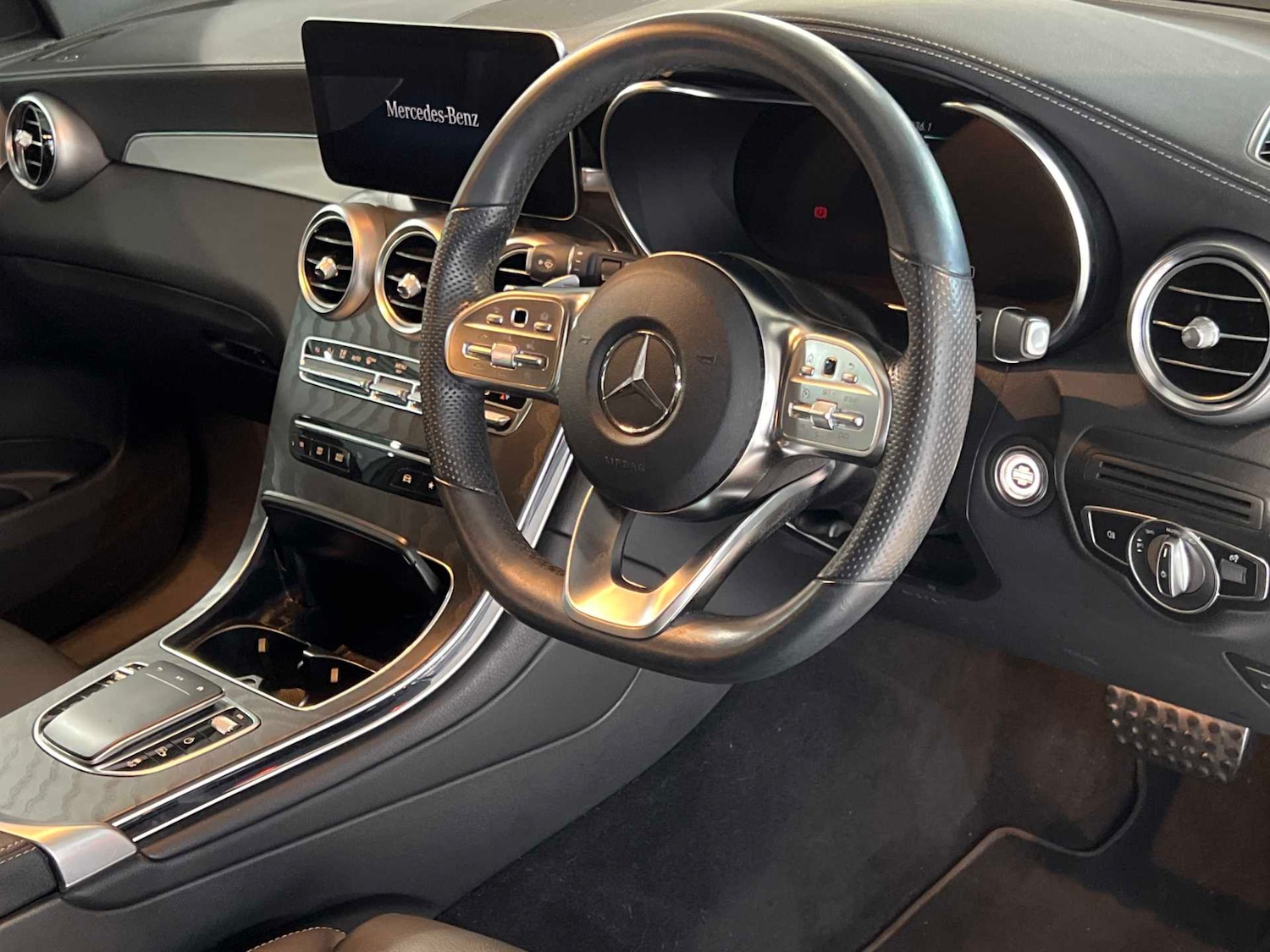 Used Mercedes-Benz GLC 2021 for sale - 76929104: Photo 15