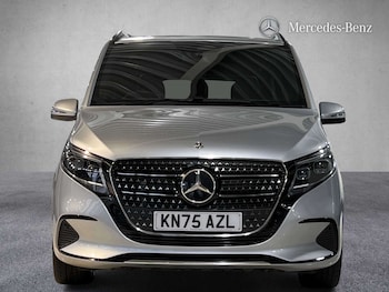 Used Mercedes-Benz V-Class 2025 for sale - 77859445: Photo